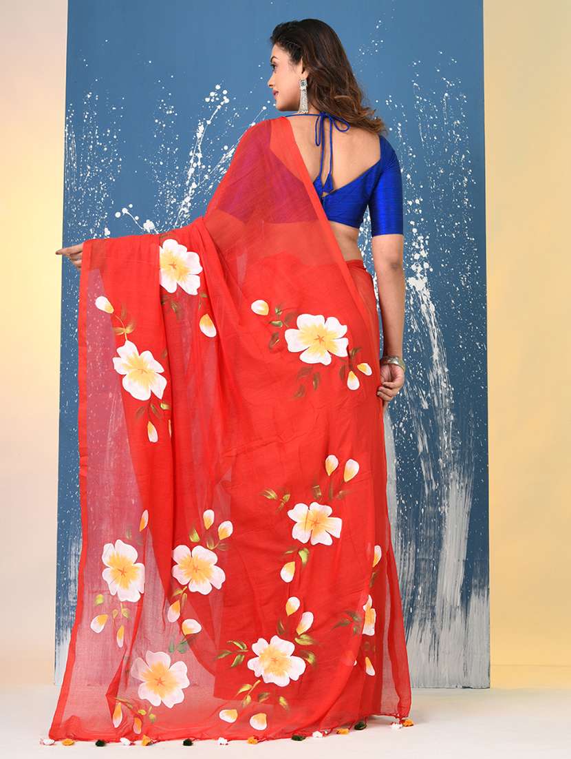 women floral printed handloom saree - 22140435 -  Standard Image - 4
