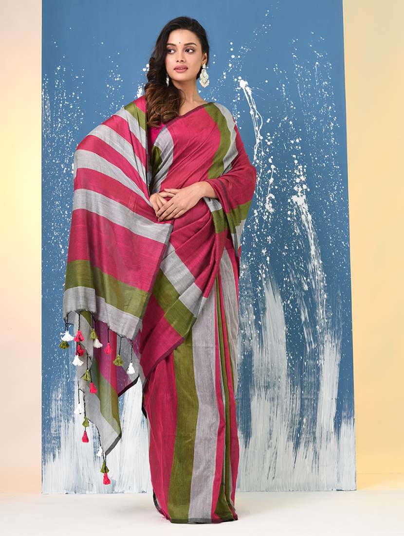 women striped handloom saree with blouse - 22140436 -  Standard Image - 1