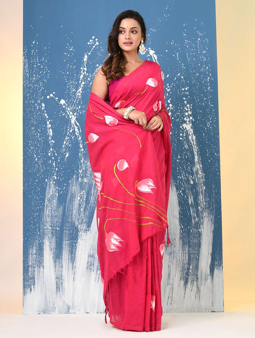 women floral printed handloom saree with blouse - 22140440 -  Standard Image - 1