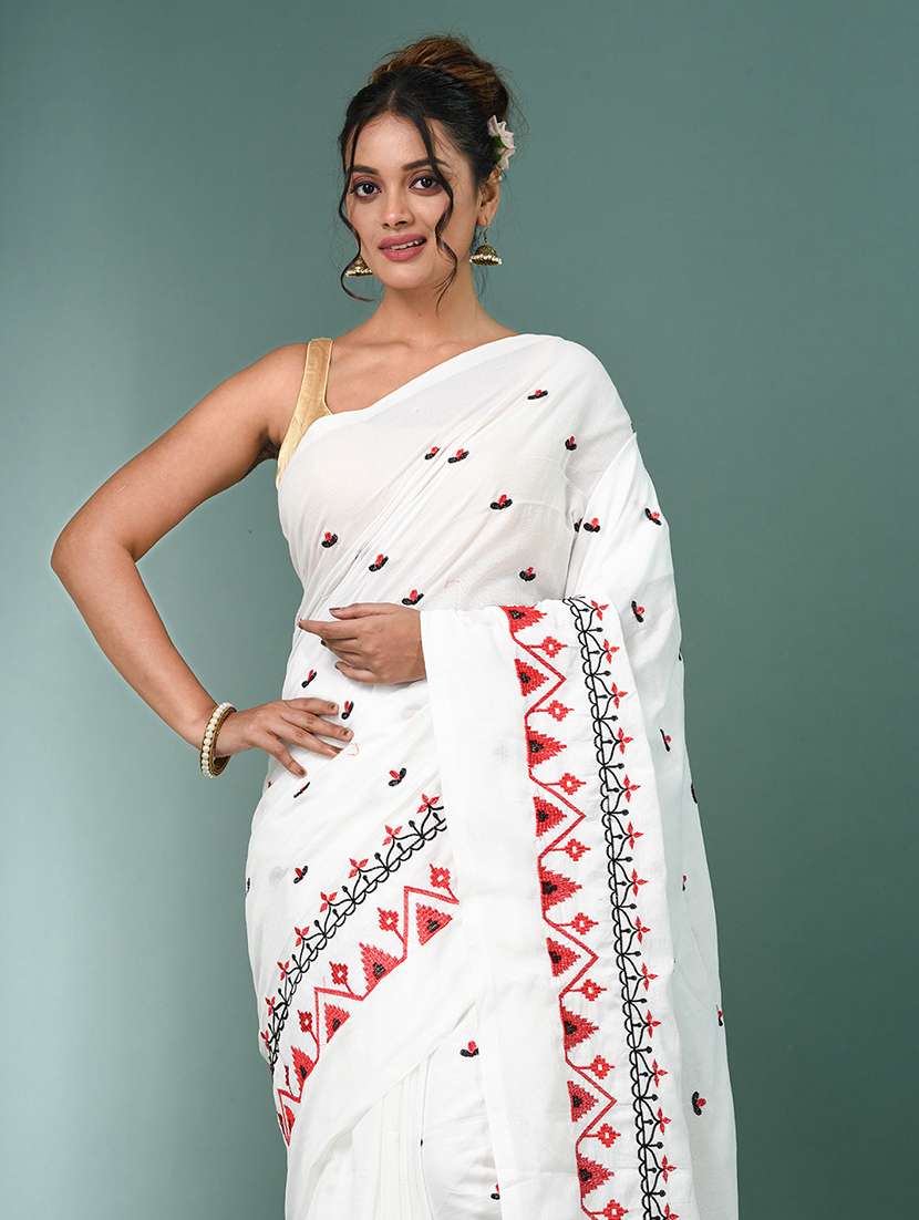 women solid with work handloom saree with blouse - 22140442 -  Standard Image - 4
