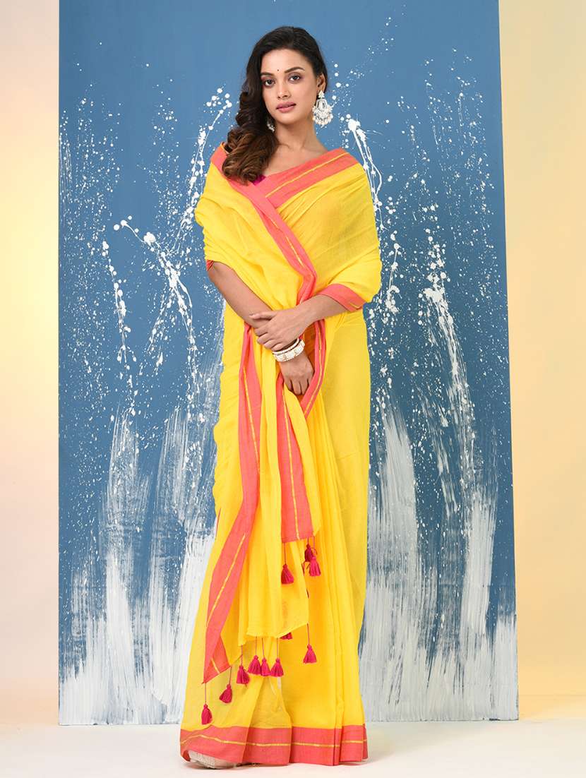 women solid with bordered handloom saree - 22140467 -  Standard Image - 1