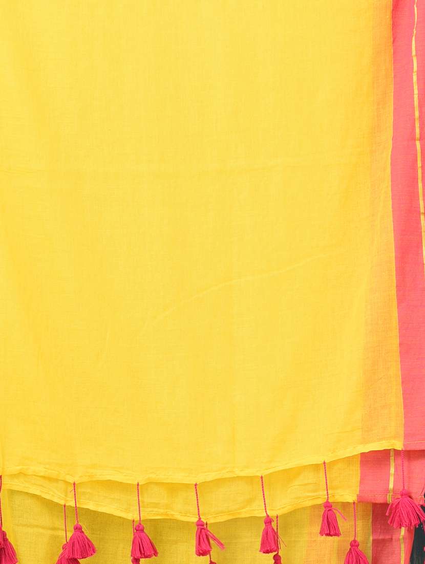 women solid with bordered handloom saree - 22140467 -  Standard Image - 6
