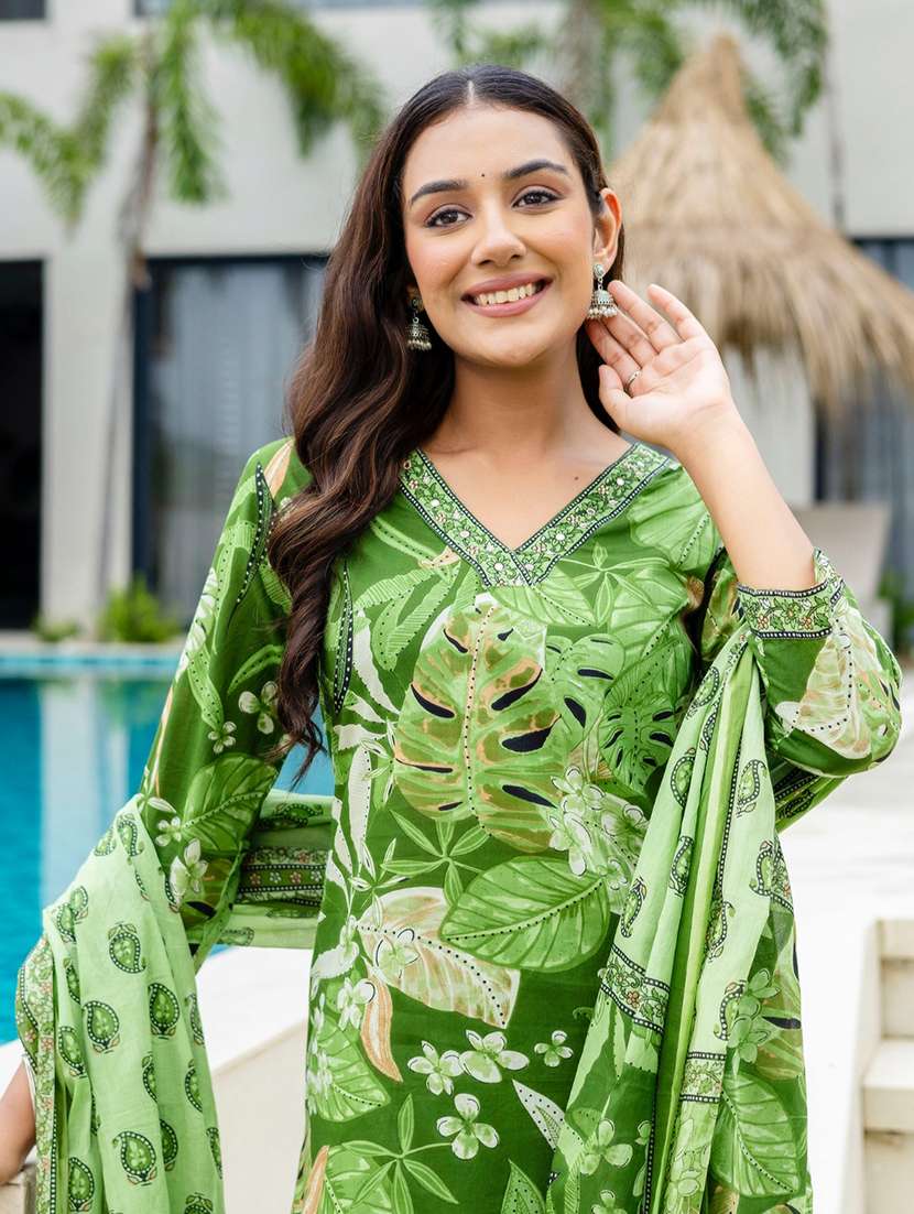women floral printed three quarter sleeve kurta pant with dupatta set - 22140537 -  Standard Image - 4
