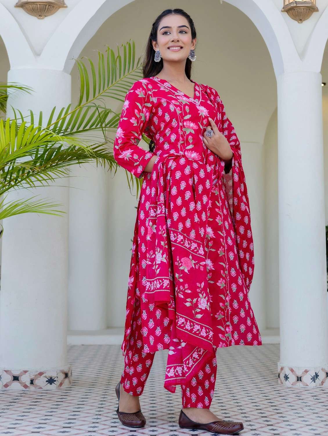 women floral printed three quarter sleeve kurta pant with dupatta set - 22140540 -  Standard Image - 1