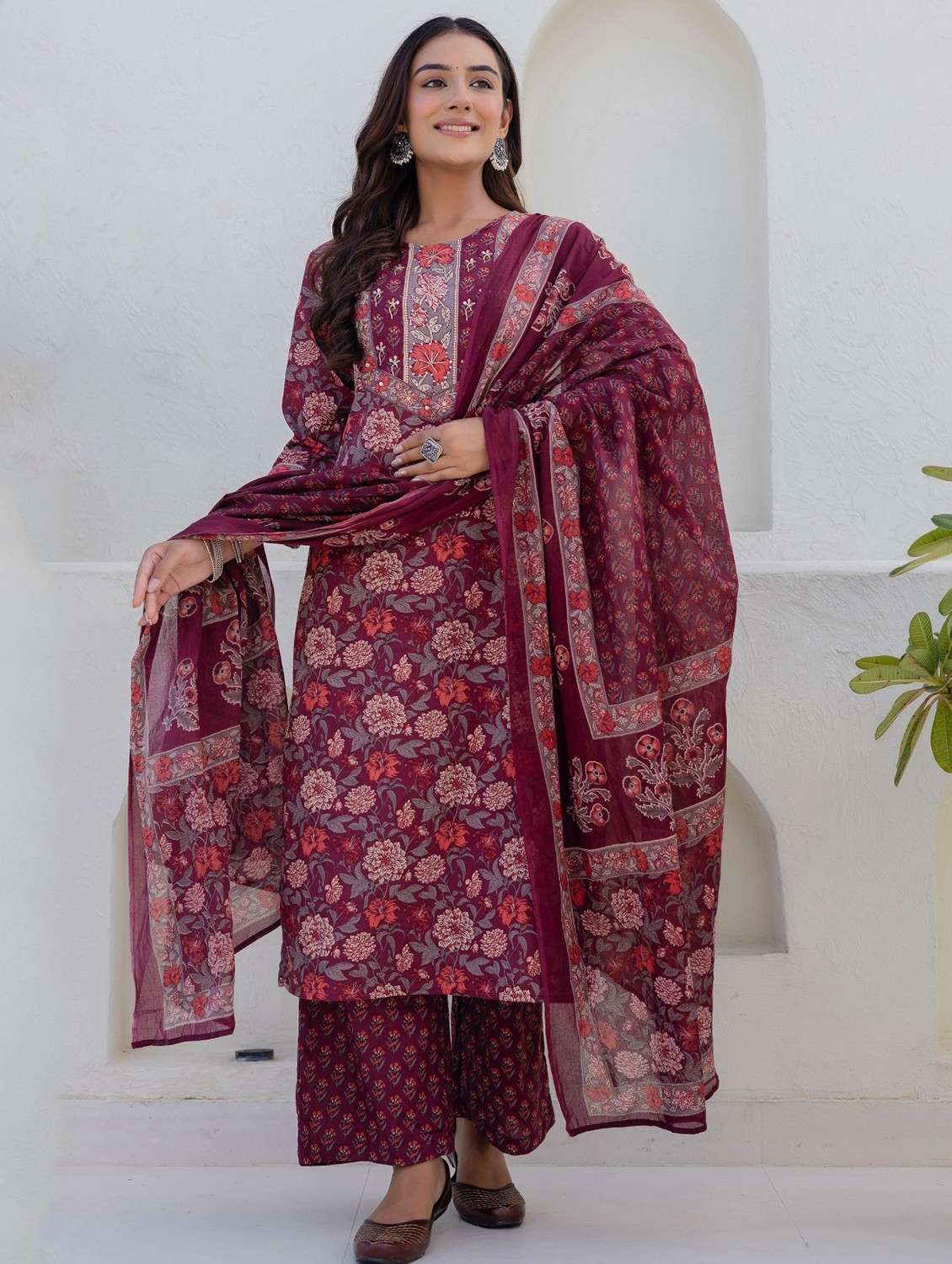 women floral printed three quarter sleeve kurta palazzo with dupatta set - 22140545 -  Standard Image - 1