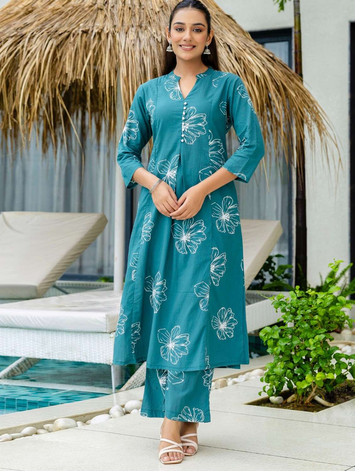 women floral printed three quarter sleeve kurta palazzo set - 22140553 -  Standard Image - 4