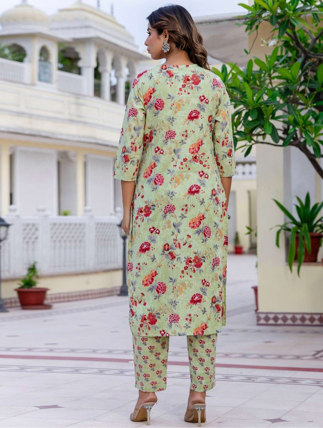 women floral printed three quarter sleeve kurta pant with dupatta set - 22140565 - Standard Image - 4