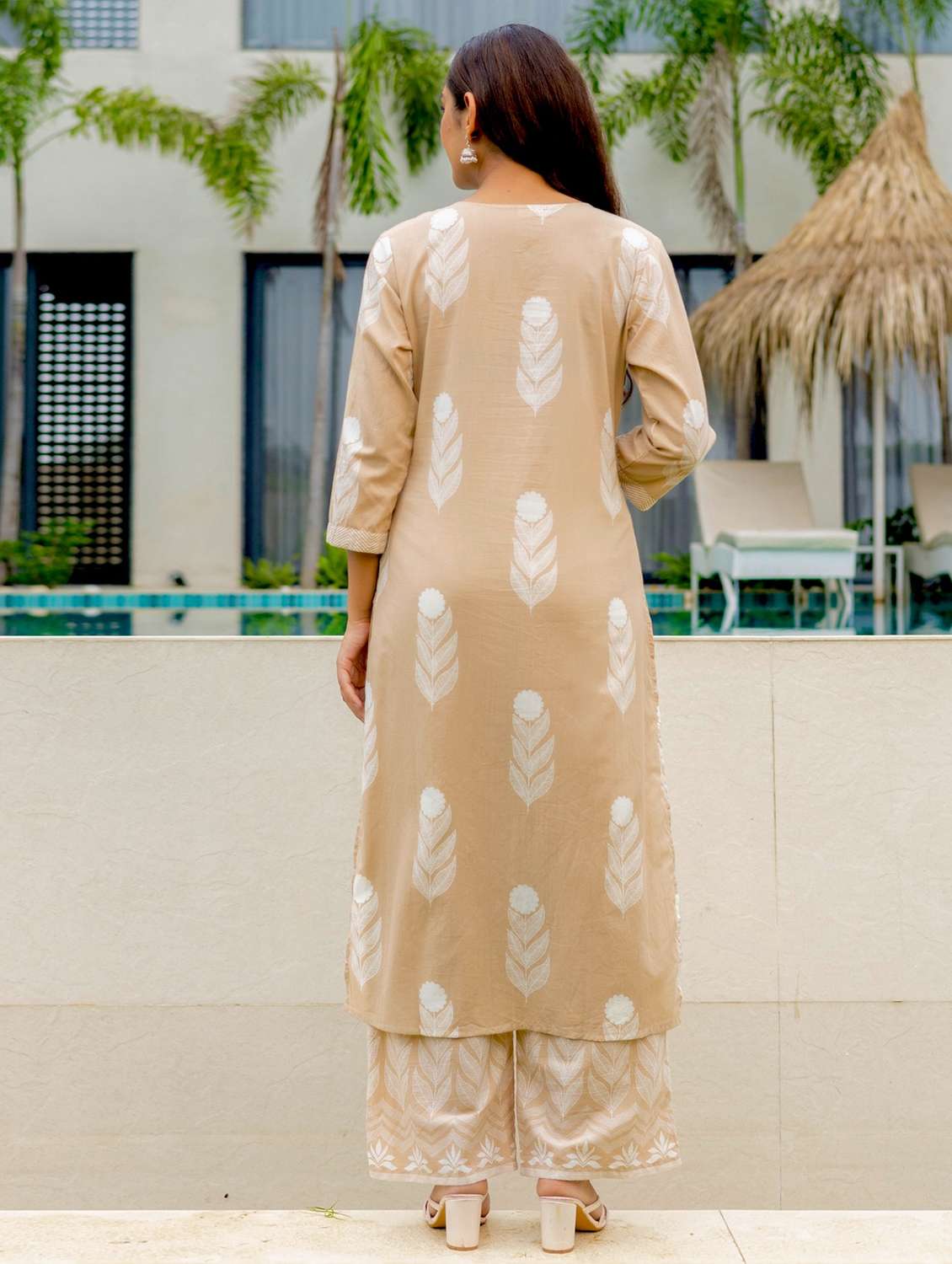 women printed three quarter sleeve kurta palazzo with dupatta set - 22140570 -  Standard Image - 4