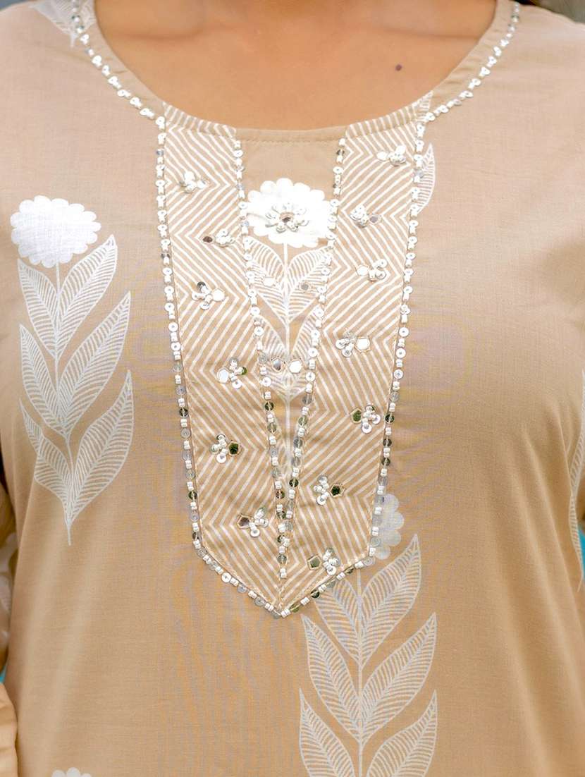 women printed three quarter sleeve kurta palazzo with dupatta set - 22140570 -  Standard Image - 6