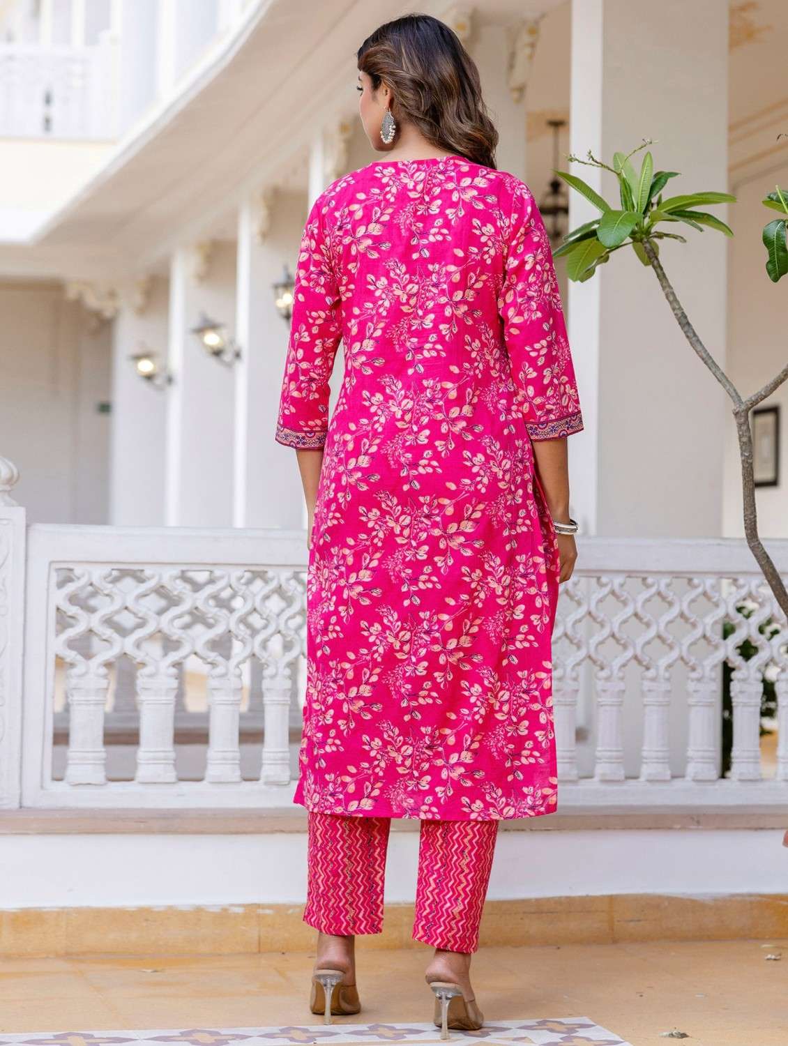 women floral printed three quarter sleeve kurta pant with dupatta set - 22140571 -  Standard Image - 4
