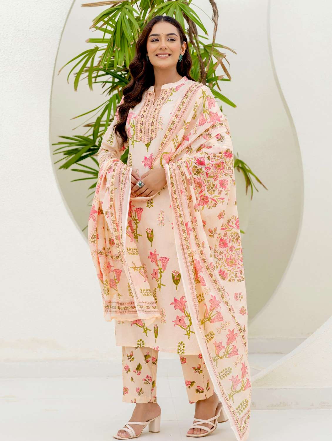 women floral printed three quarter sleeve kurta pant with dupatta set - 22140574 - Standard Image - 1