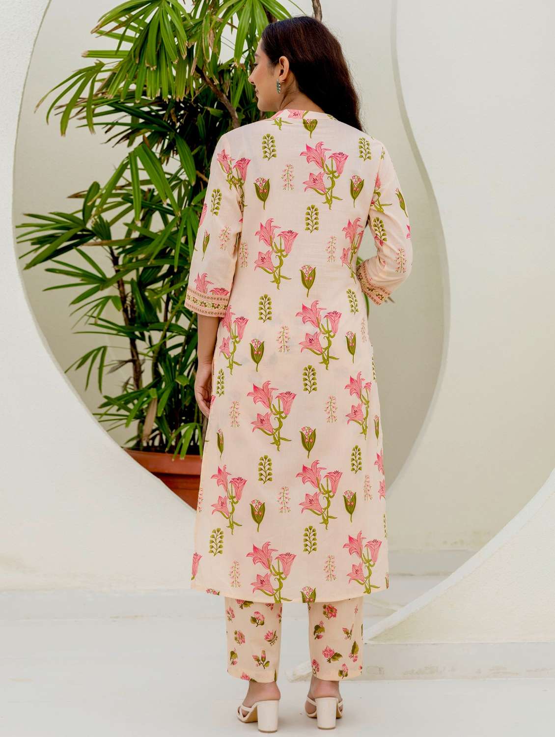 women floral printed three quarter sleeve kurta pant with dupatta set - 22140574 - Standard Image - 4