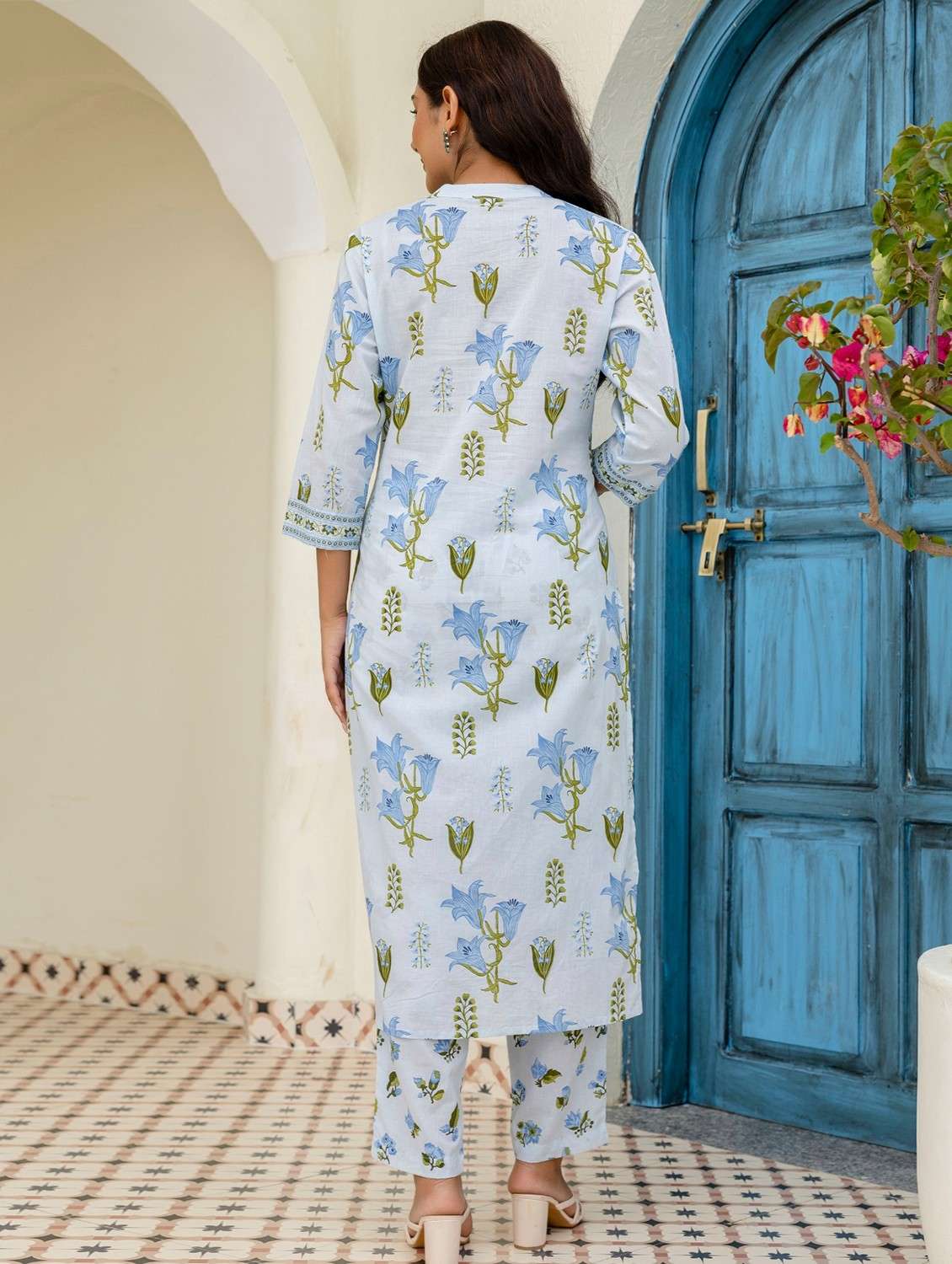 women floral printed three quarter sleeve kurta pant with dupatta set - 22140575 -  Standard Image - 4