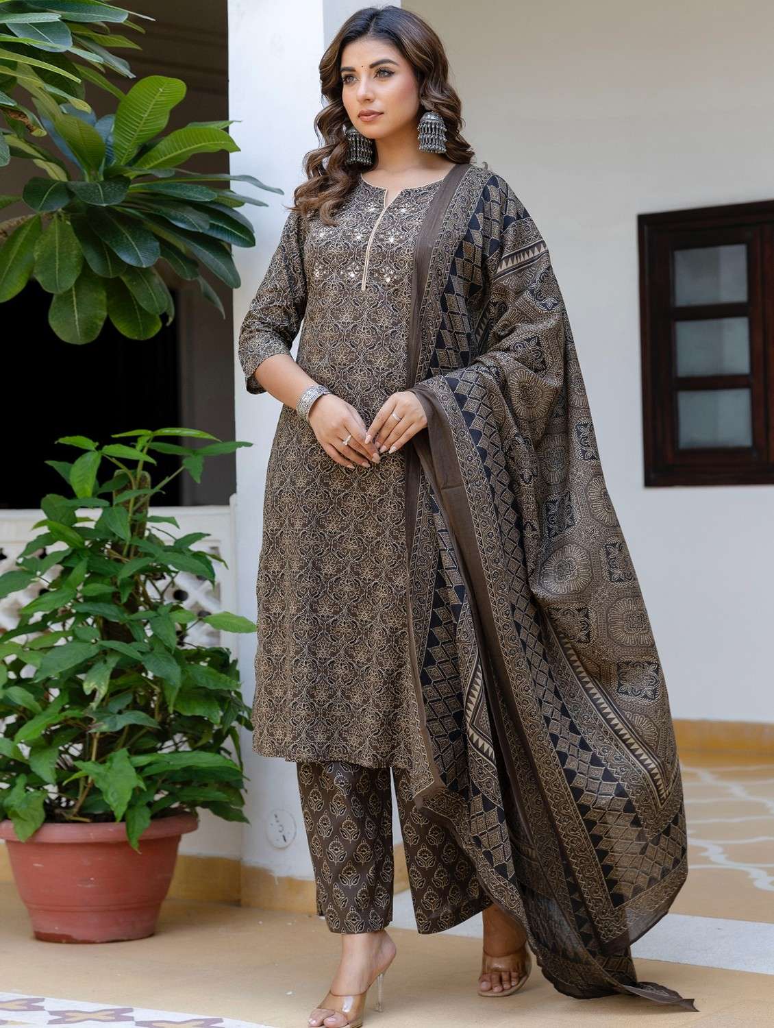 women printed three quarter sleeve kurta palazzo with dupatta set - 22140578 -  Standard Image - 1