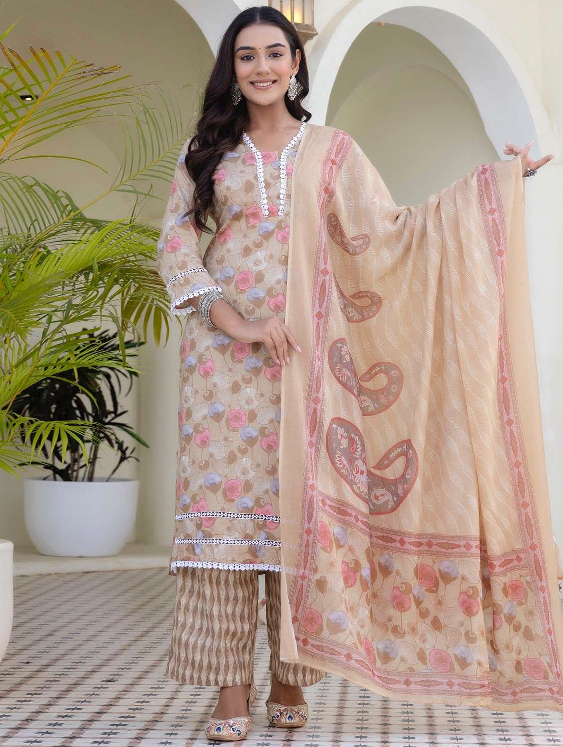 women floral printed three quarter sleeve kurta palazzo with dupatta set