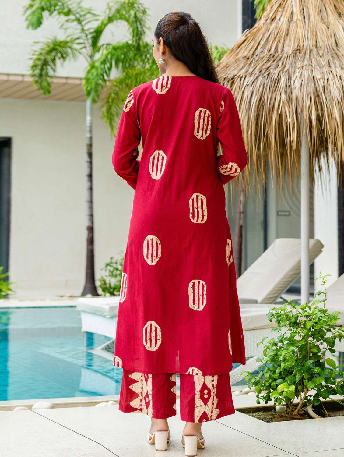 women printed three quarter sleeve kurta palazzo with dupatta set - 22140595 -  Standard Image - 4