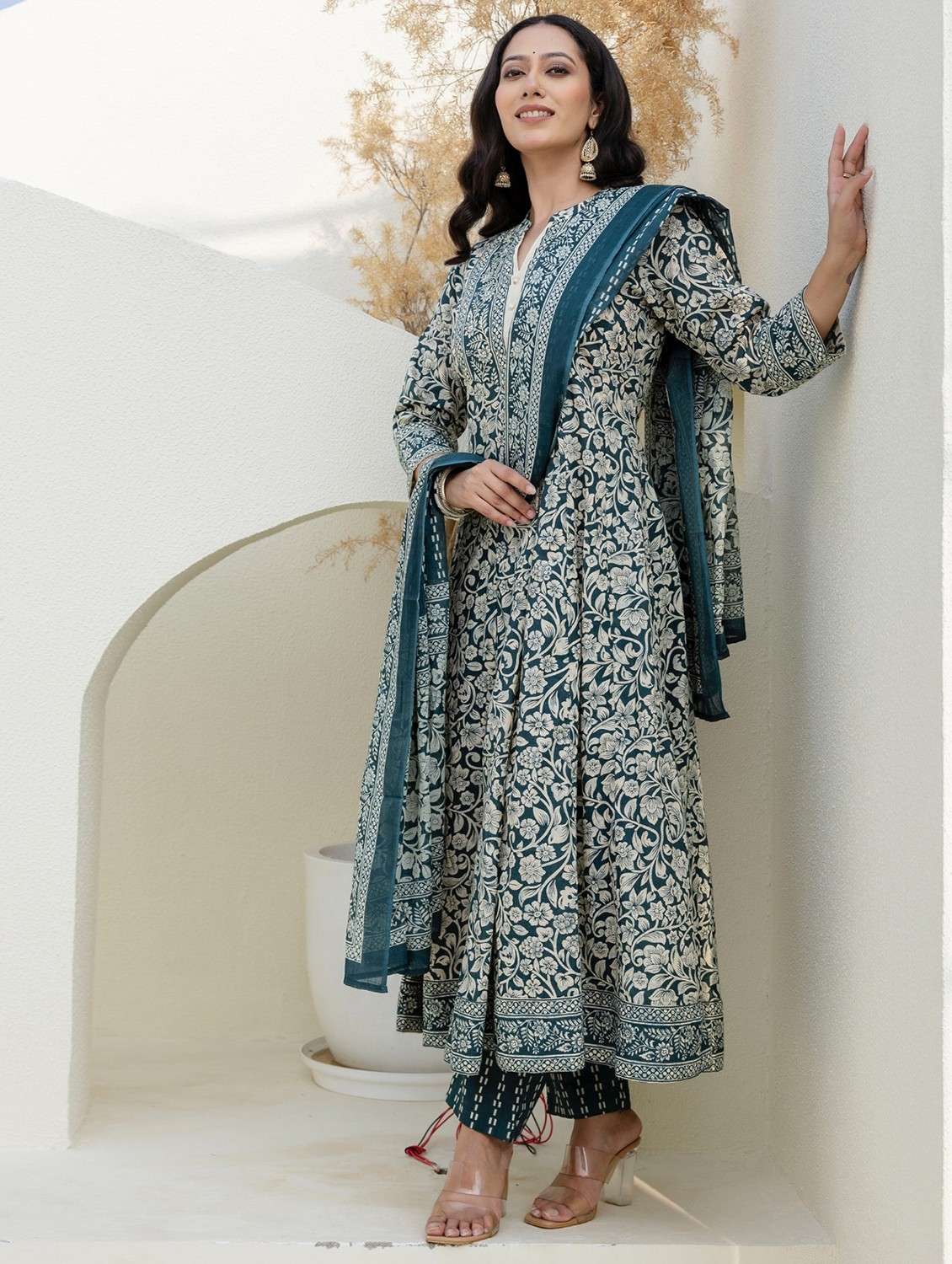 women floral printed three quarter sleeve kurta pant with dupatta set - 22140597 -  Standard Image - 1