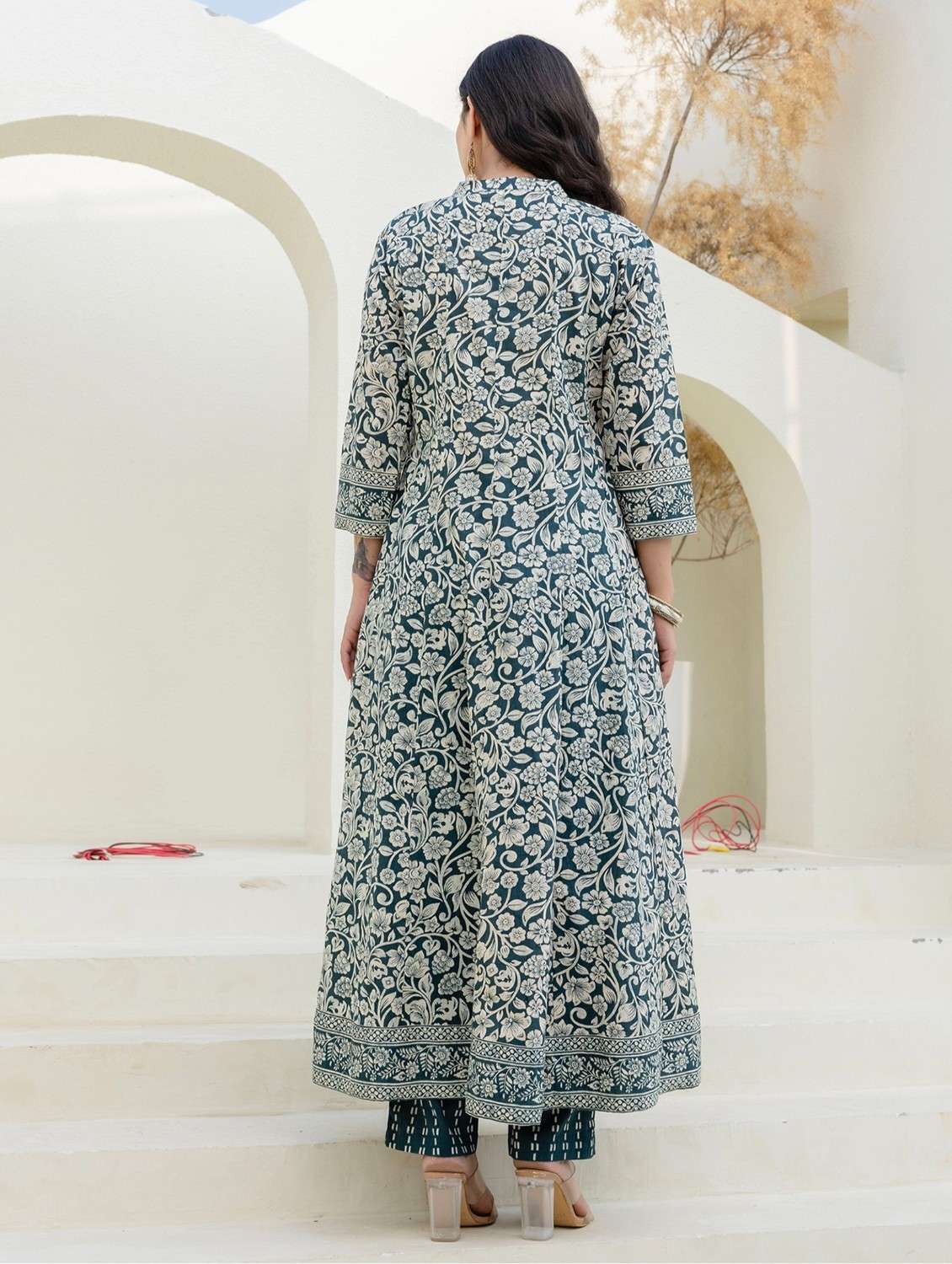 women floral printed three quarter sleeve kurta pant with dupatta set - 22140597 -  Standard Image - 4