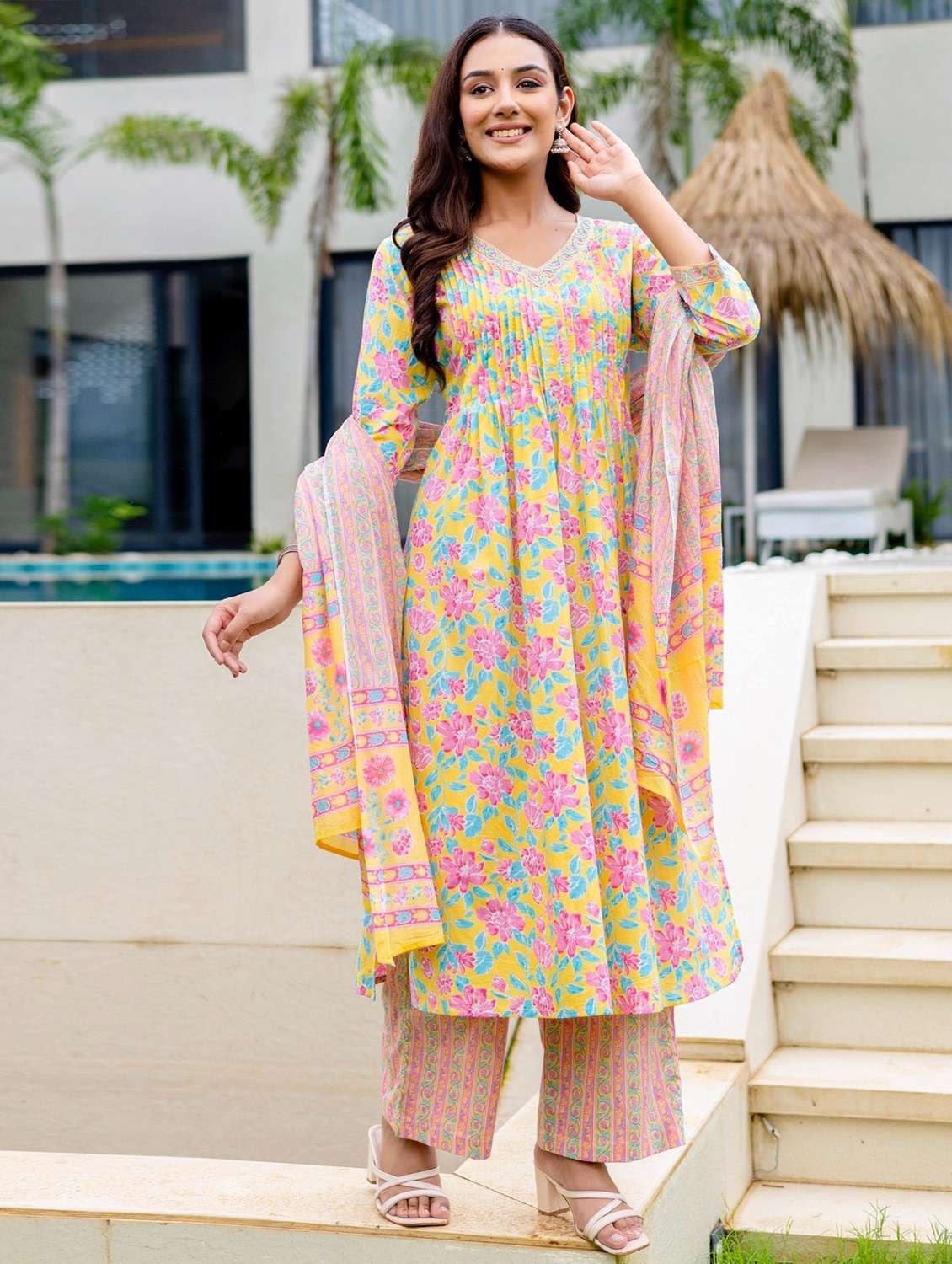 women floral printed three quarter sleeve kurta palazzo with dupatta set - 22140598 -  Standard Image - 1