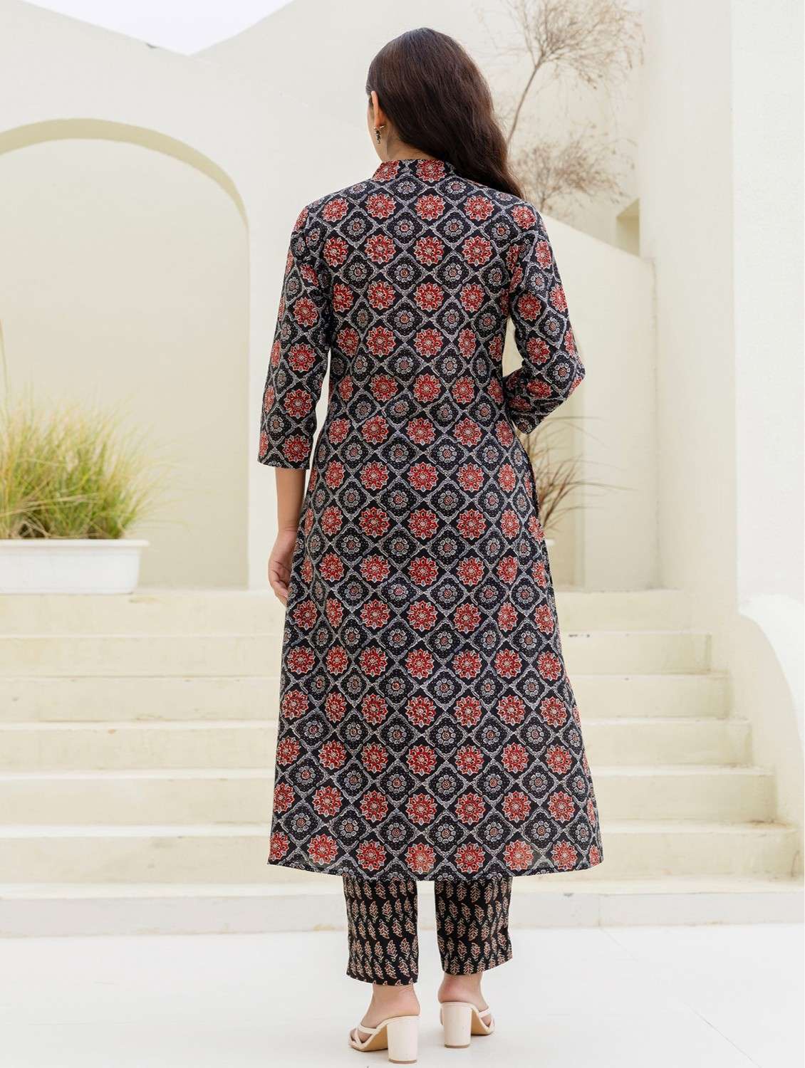 women printed three quarter sleeve kurta pant with dupatta set - 22140600 -  Standard Image - 4