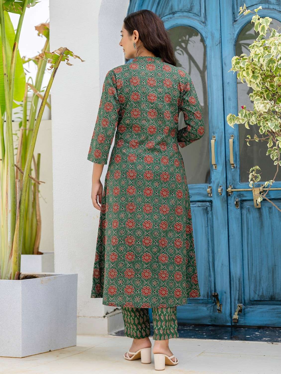 women printed three quarter sleeve kurta pant with dupatta set - 22140601 - Standard Image - 4