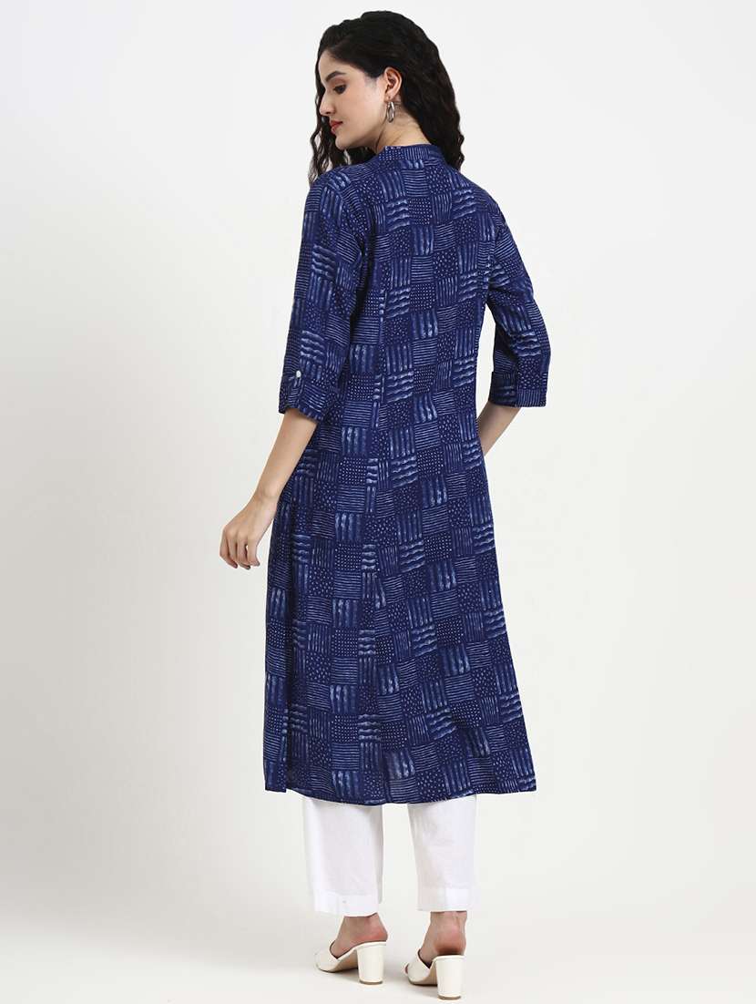 women printed three quarter sleeve a-line kurta - 22140764 - Standard Image - 4