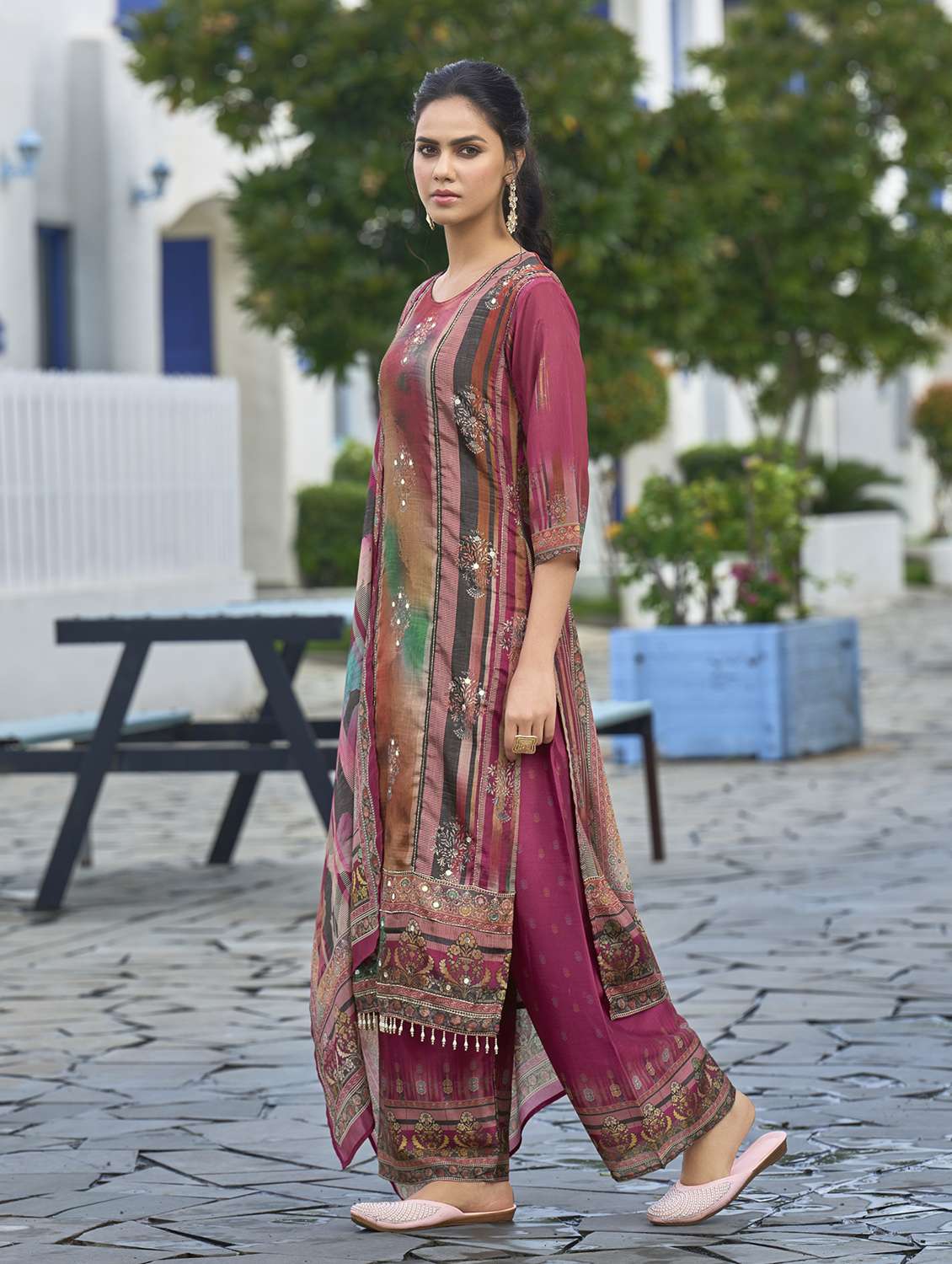 women printed three quarter sleeve kurta pant with dupatta set - 22140796 -  Standard Image - 1