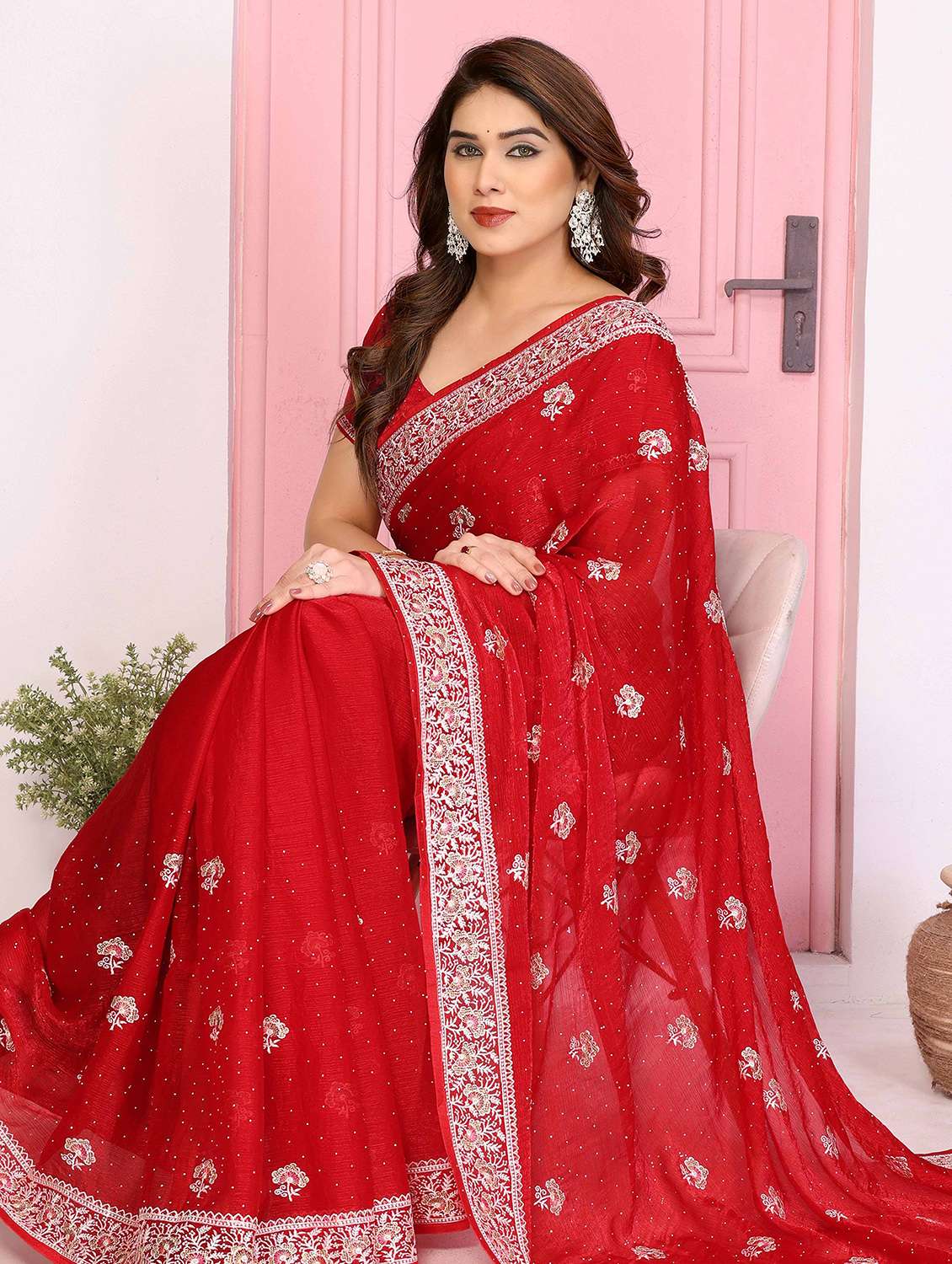 women solid with work embroidered saree with blouse - 22141077 -  Standard Image - 1