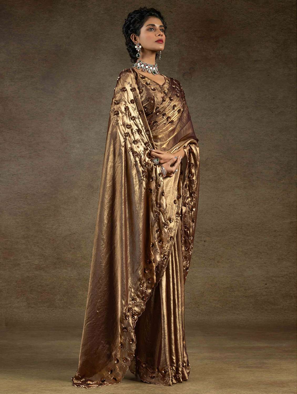 women solid with embellished bordered saree with blouse - 22141124 -  Standard Image - 1