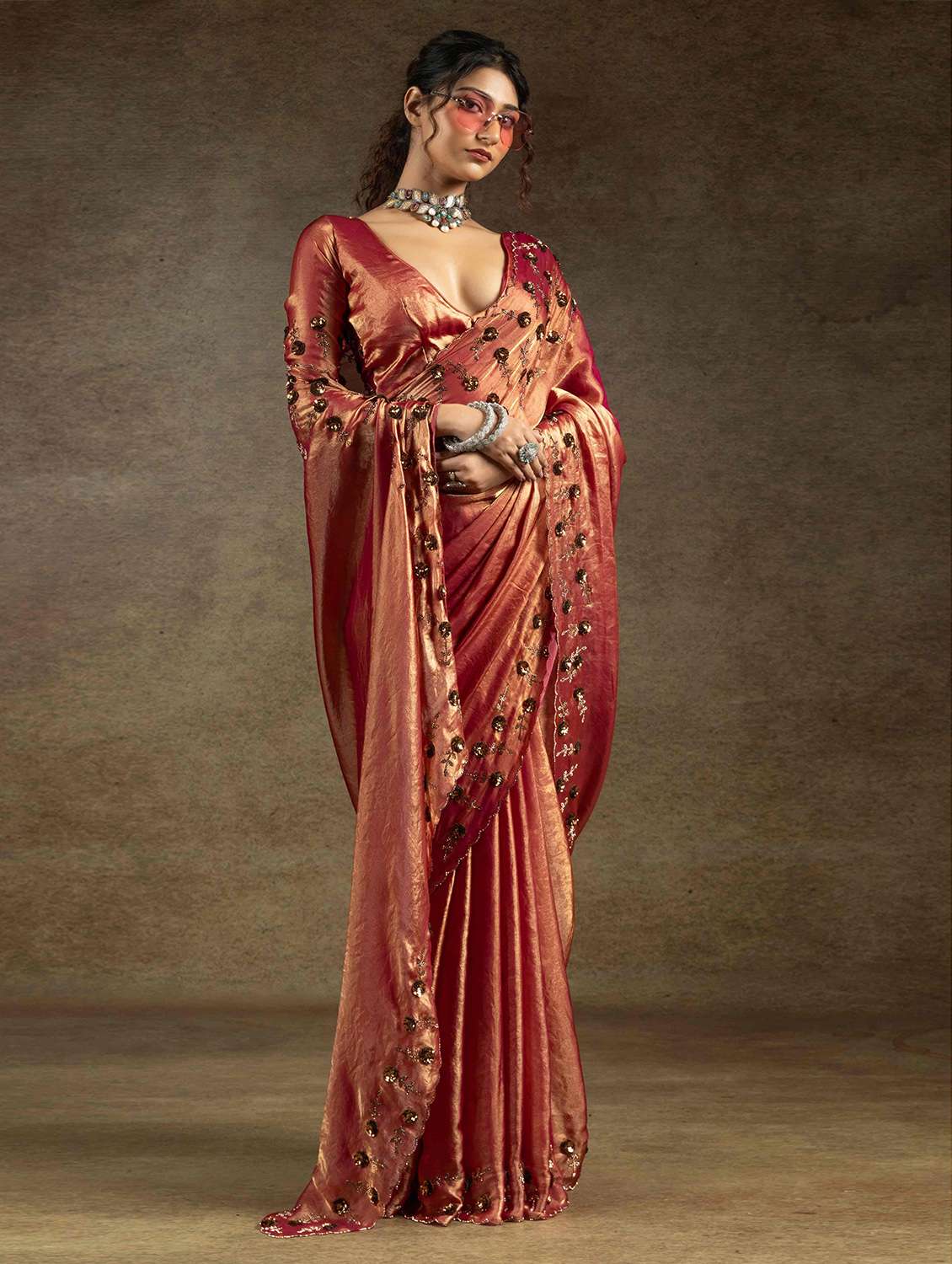 women solid with embellished bordered saree with blouse - 22141125 -  Standard Image - 1