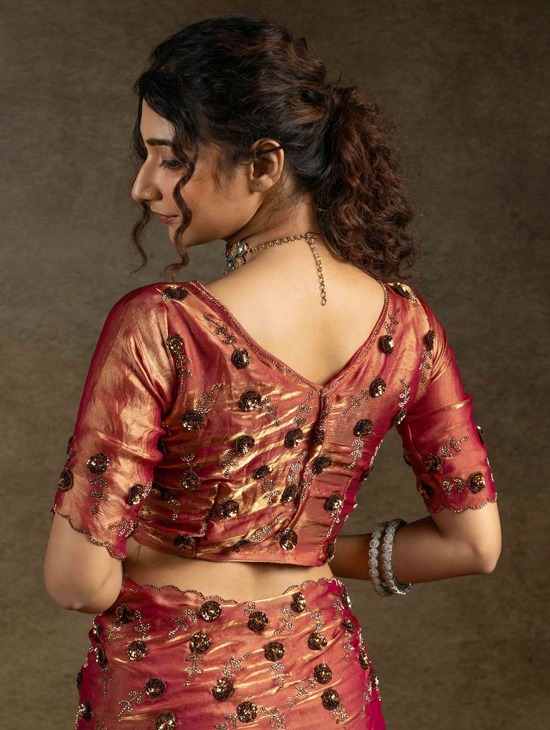 women solid with embellished bordered saree with blouse - 22141125 - Standard Image - 4