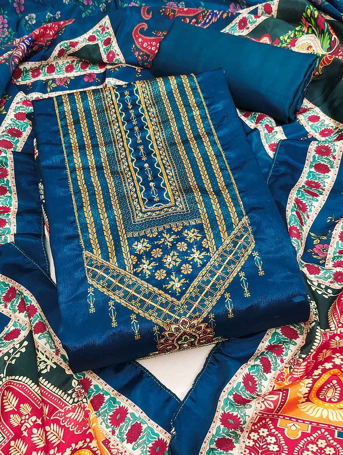 women printed unstitched suit set