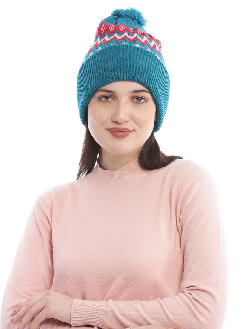 women self design winter cap