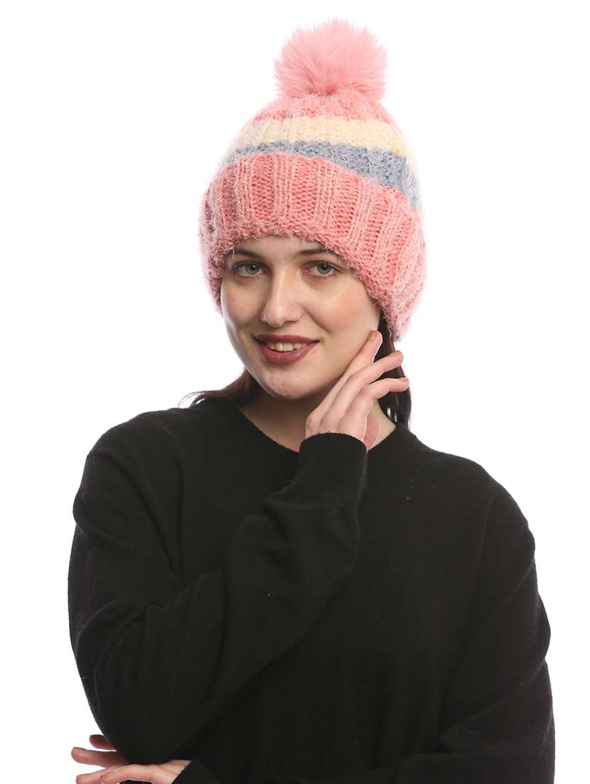women self design winter cap