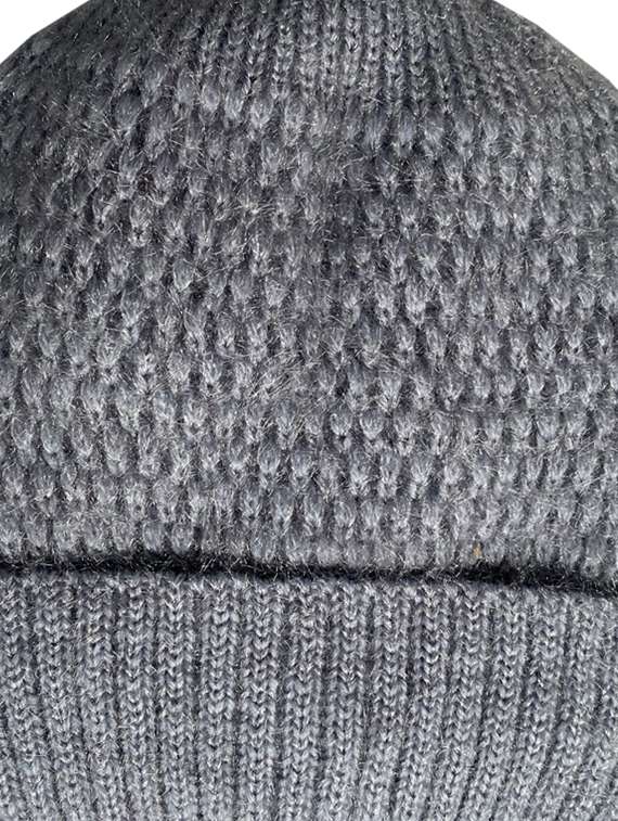 women self design winter cap - 22141262 - Standard Image - 4