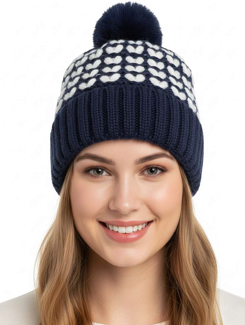 women self design winter cap