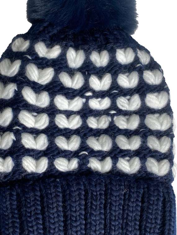 women self design winter cap - 22141268 -  Standard Image - 4