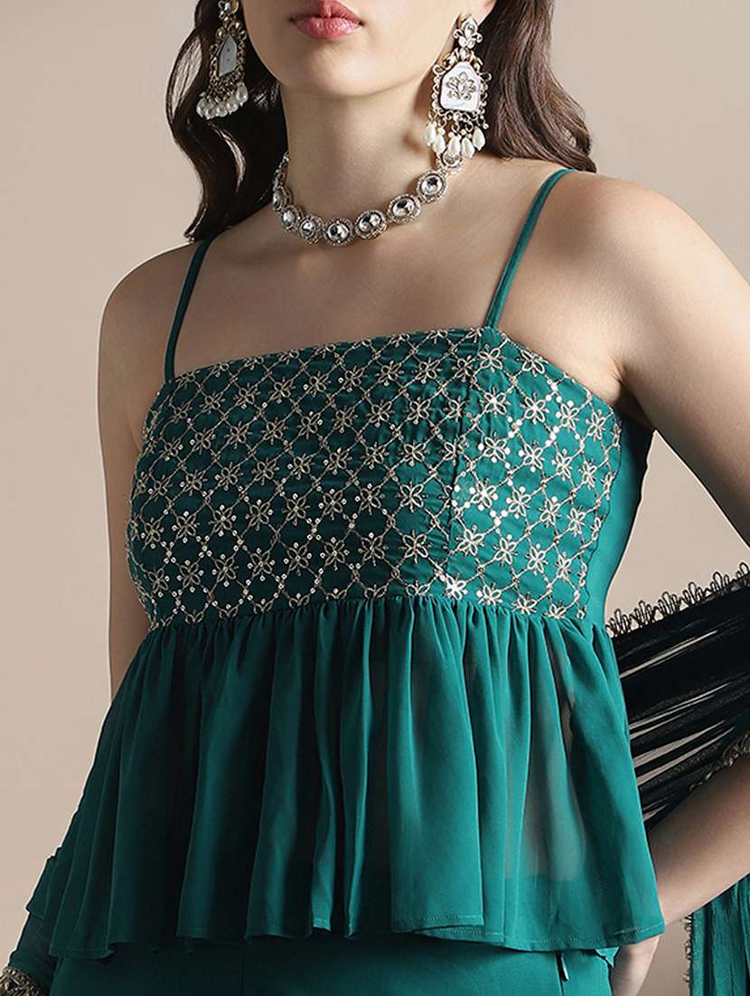 women solid with work sleeveless fusion set - 22141346 -  Standard Image - 4