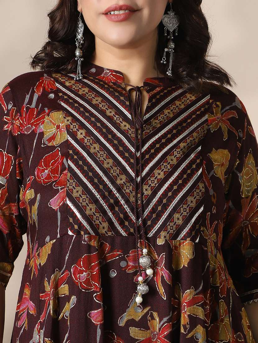 globus gloplus women wine mandarin collar floral foil print gotta patti tie-up detail maxi a-line dress - 22141385 -  Standard Image - 4