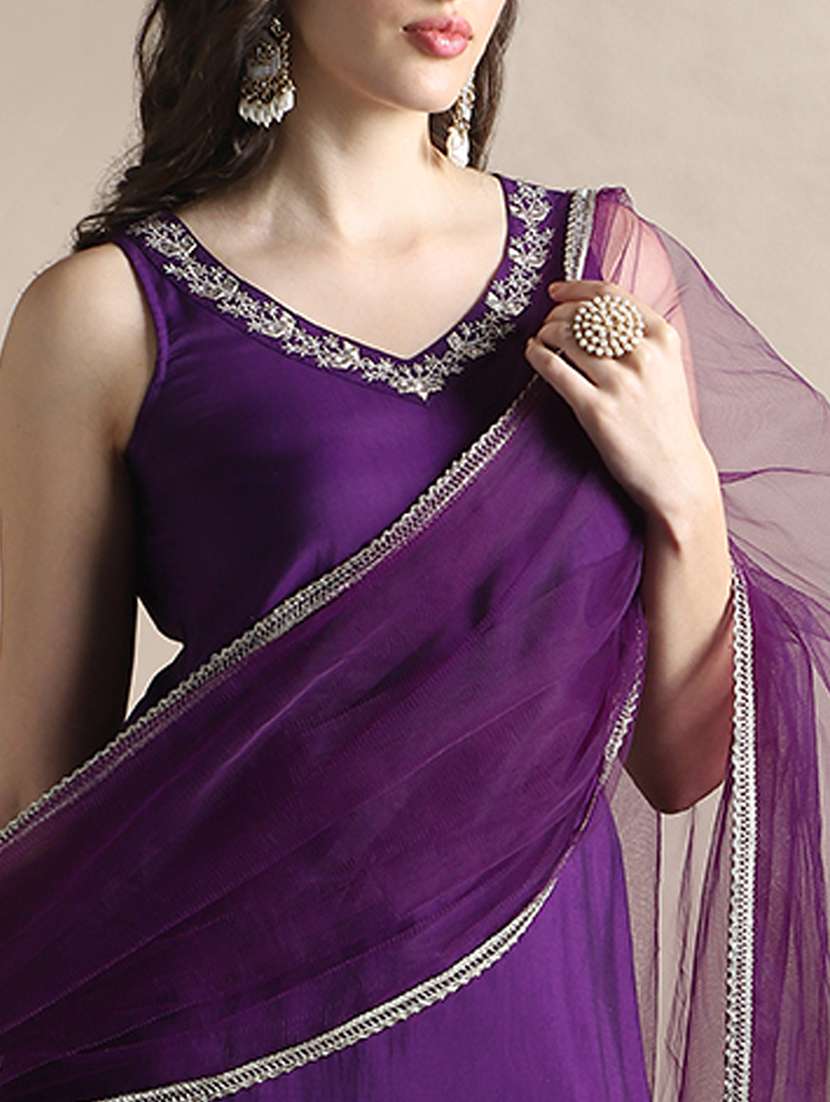 globus women purple zari embroidered v-neck sleeveless a-line kurti with wide leg pants & tapping dupatta festive set - 22141396 -  Standard Image - 4