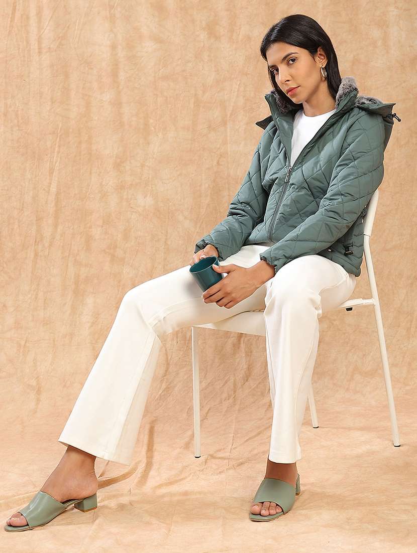 women solid long sleeve quilted jacket - 22141465 - Standard Image - 4