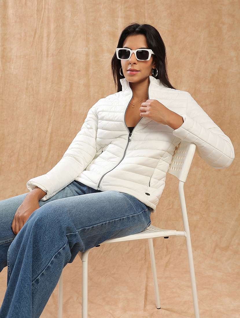 women solid long sleeve quilted jacket - 22141468 - Standard Image - 4