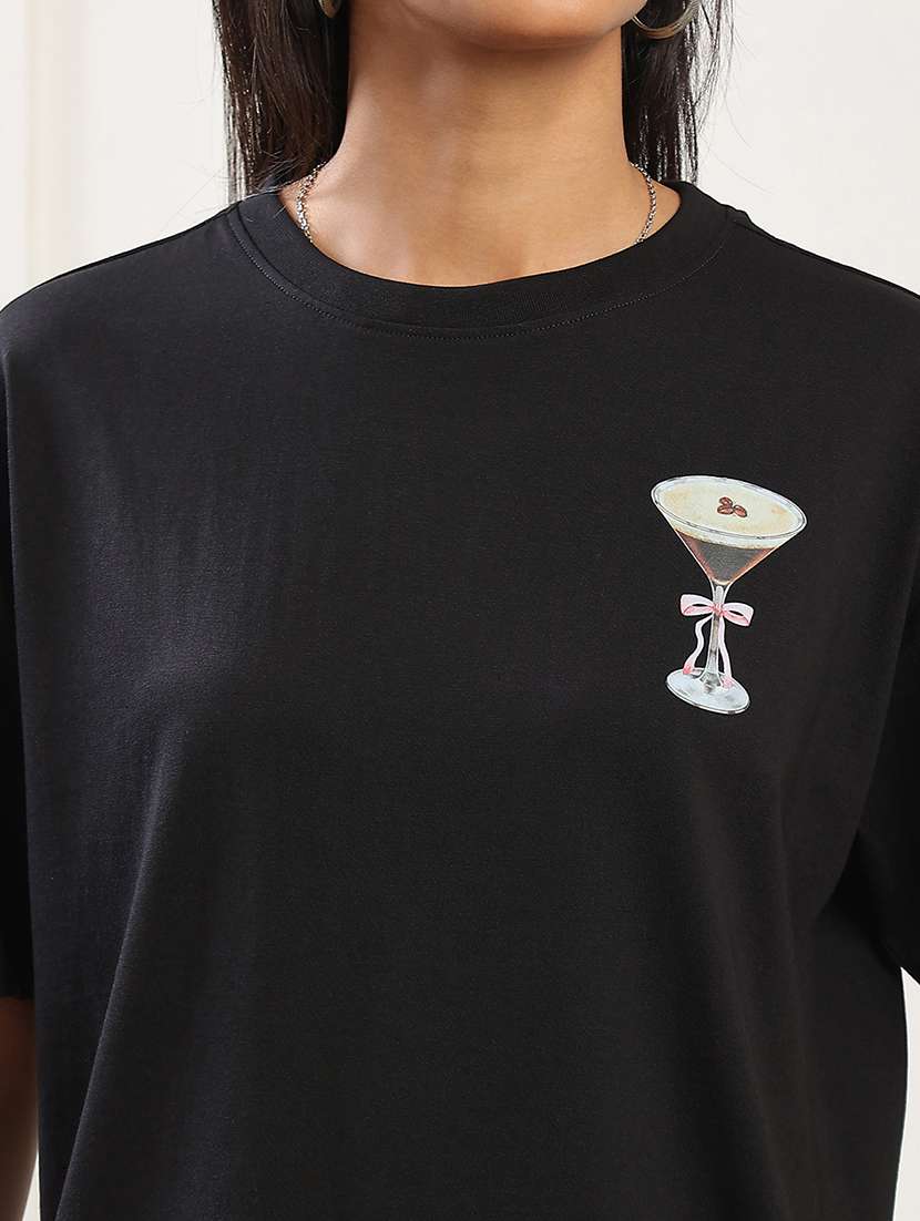globus women black round neck drop shoulder sleeves graphic back print oversized t-shirt - 22141476 -  Standard Image - 4