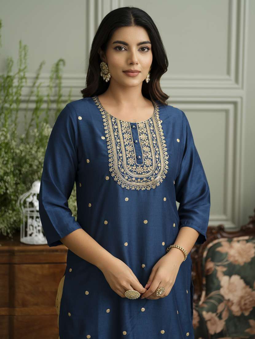 women solid with work three quarter sleeve straight kurta - 22141612 - Standard Image - 4