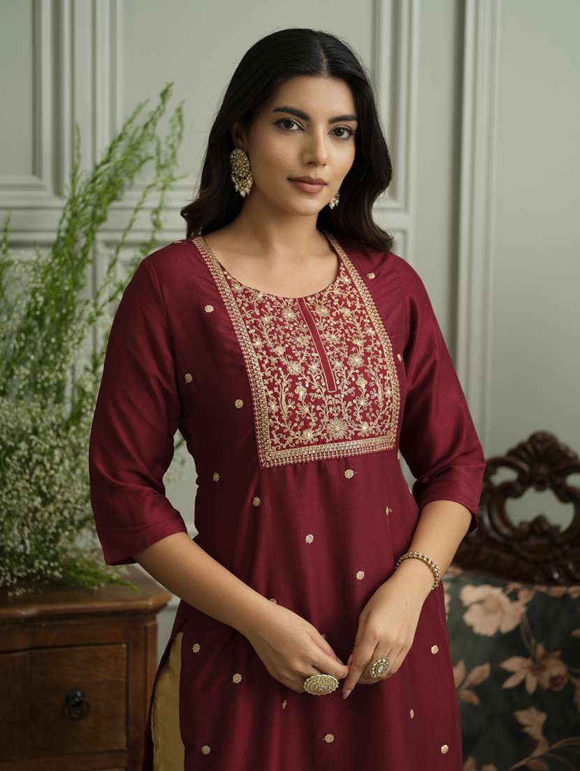 women solid with work three quarter sleeve straight kurta - 22141615 -  Standard Image - 4