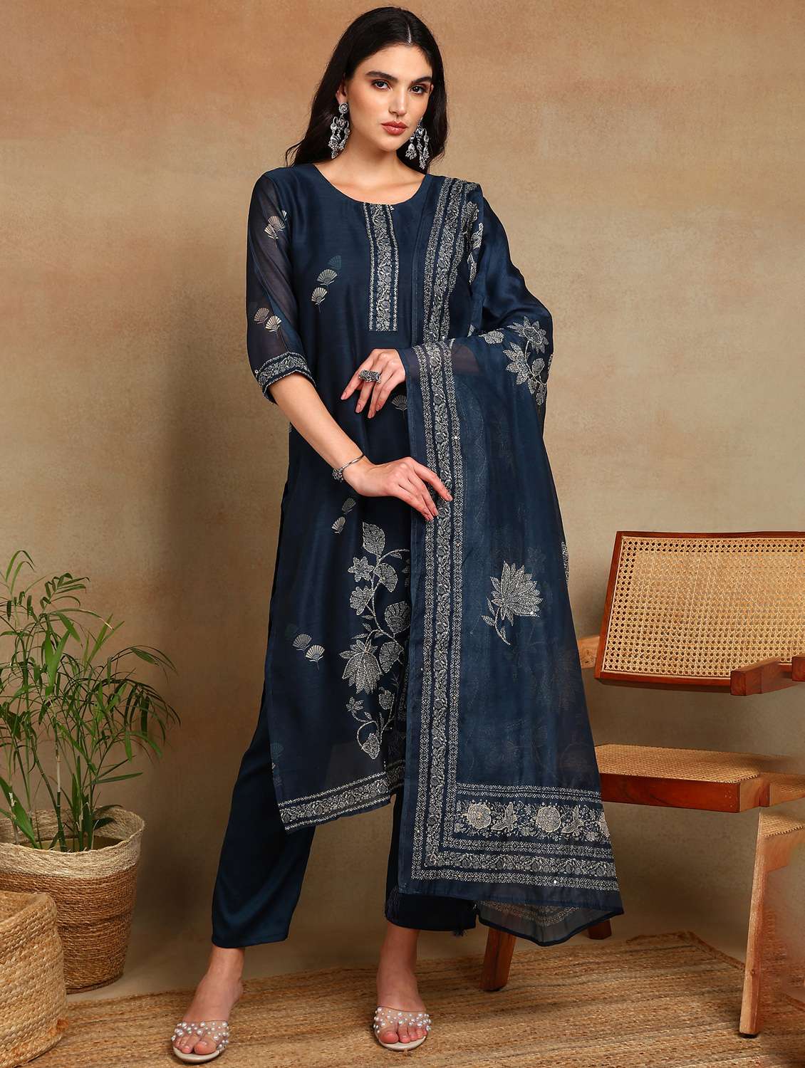 women floral three quarter sleeve kurta pant with dupatta set