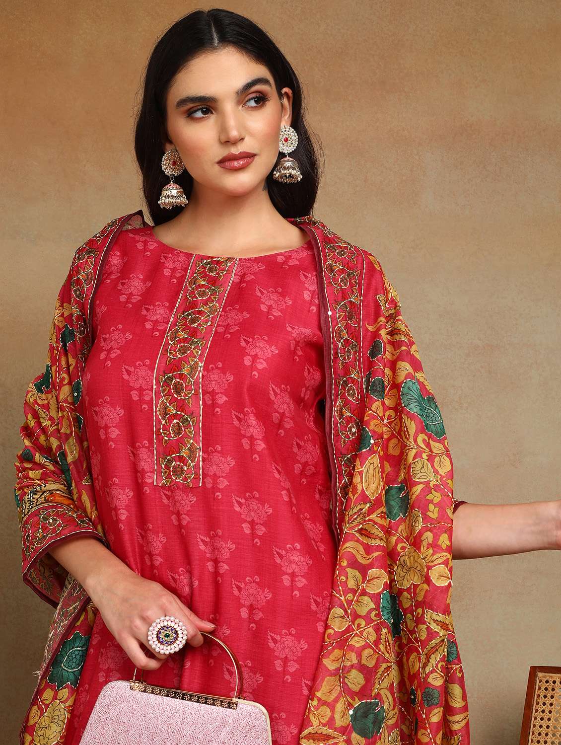 women floral three quarter sleeve kurta pant with dupatta set - 22141671 - Standard Image - 4
