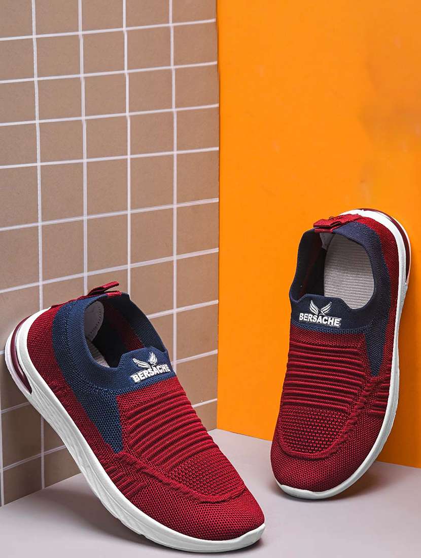 women maroon slip on sports shoe - 22141703 - Zoom Image - 0