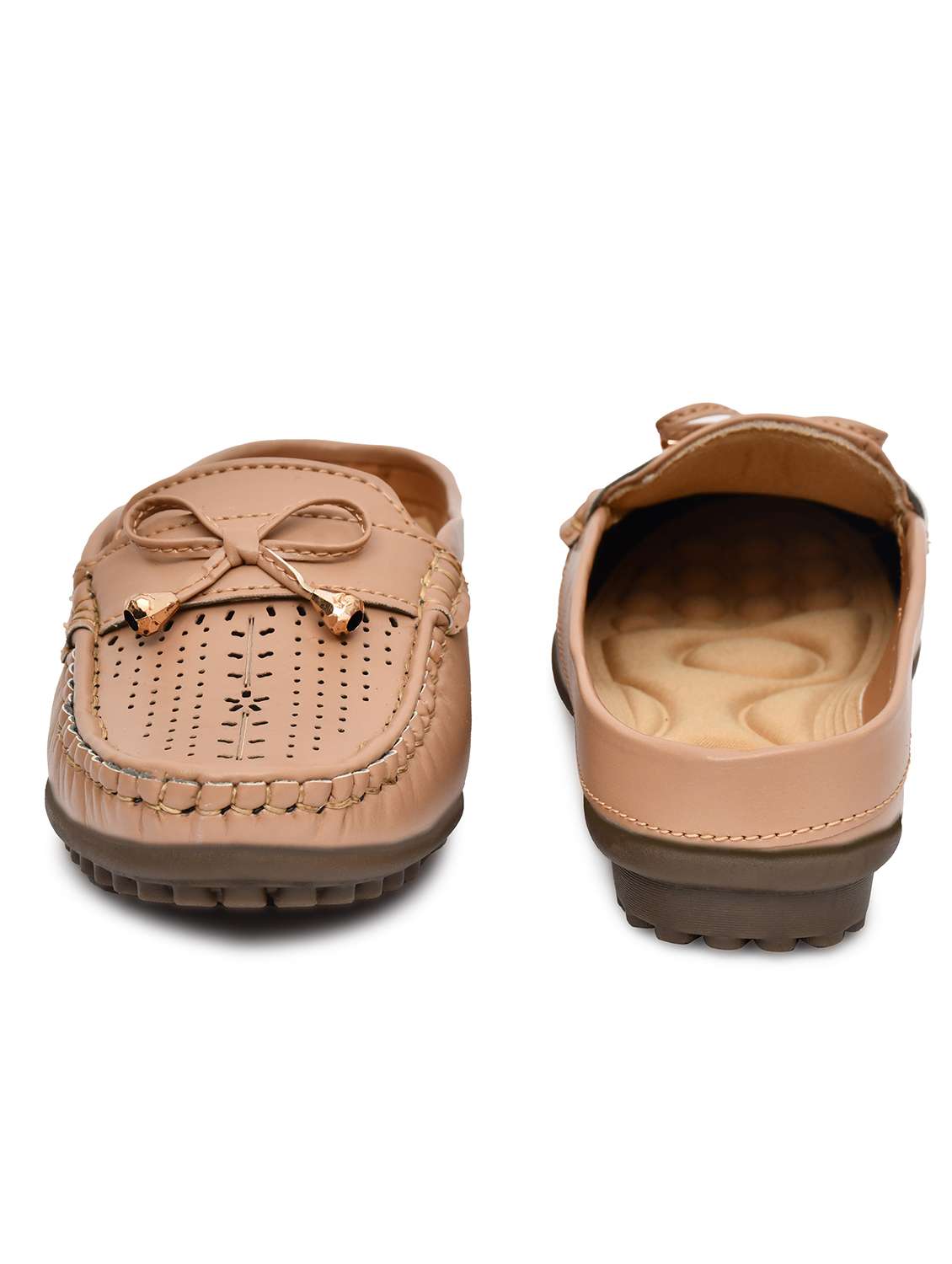 women solid slip on mules - 22142003 - Standard Image - 4