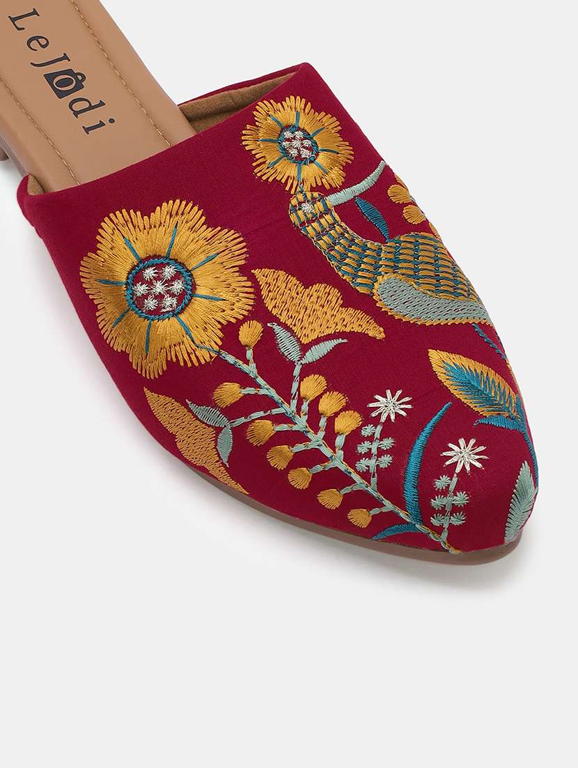 women embroidered slip on jutis - 22142189 - Standard Image - 4